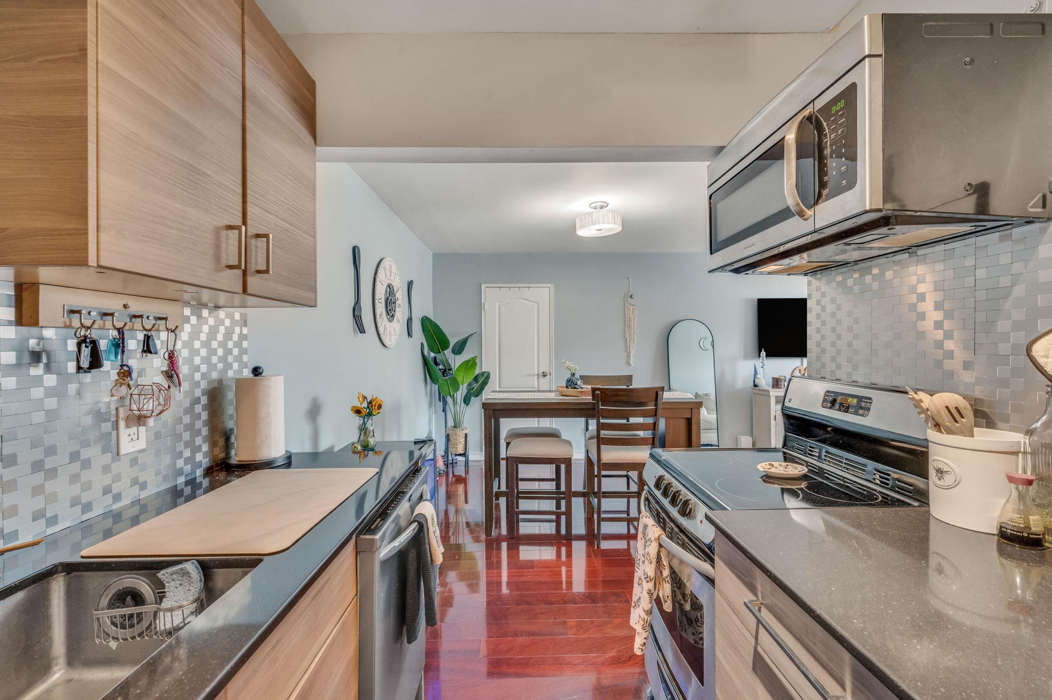 100 Connetquot Avenue #21, East Islip, New York image 10