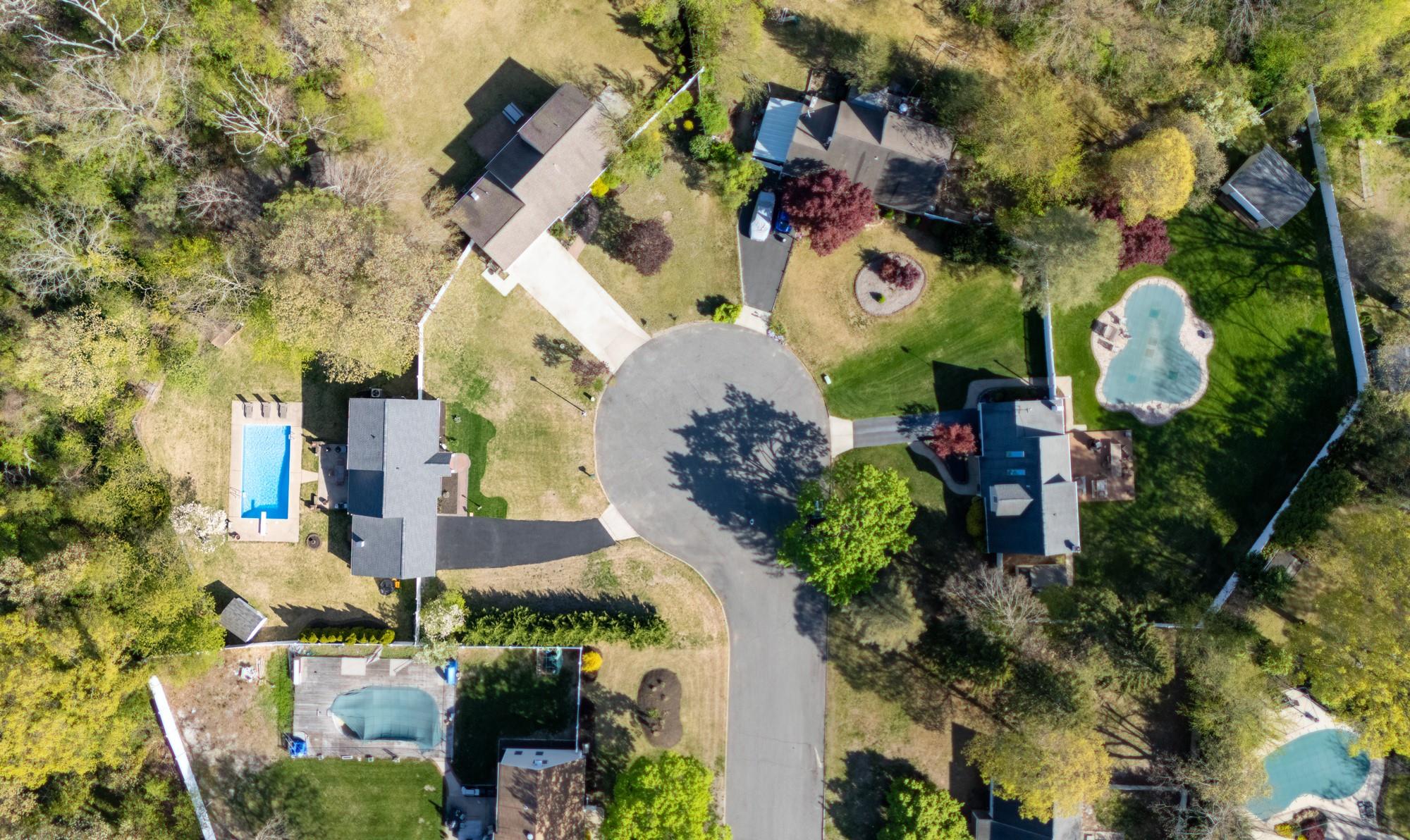 3 Hamilton Court, Coram, Florida image 4