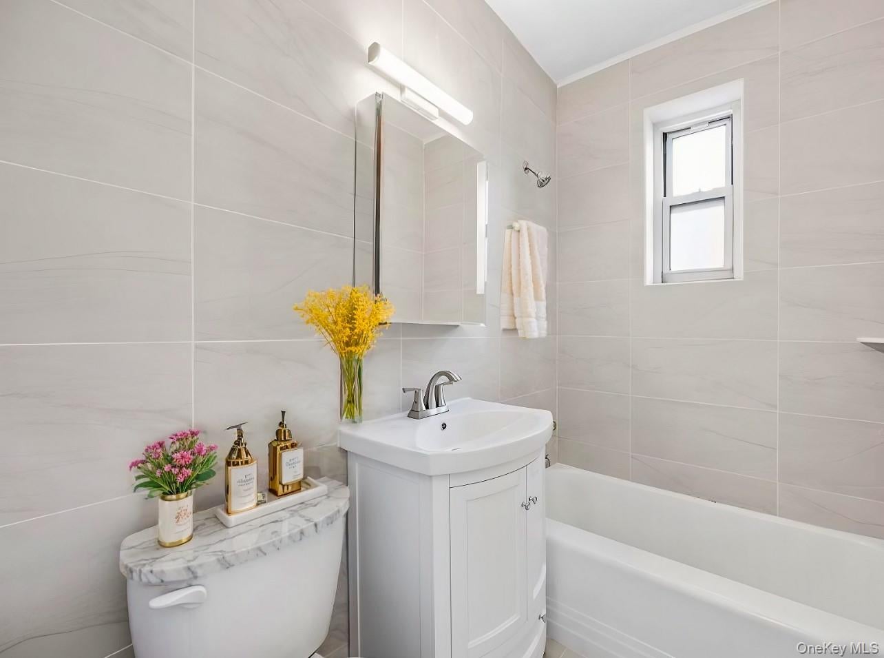 210 Pelham Road 1L