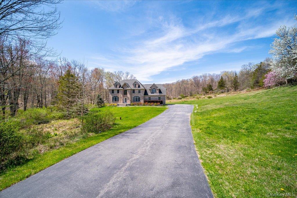11 Saddle Hill Road