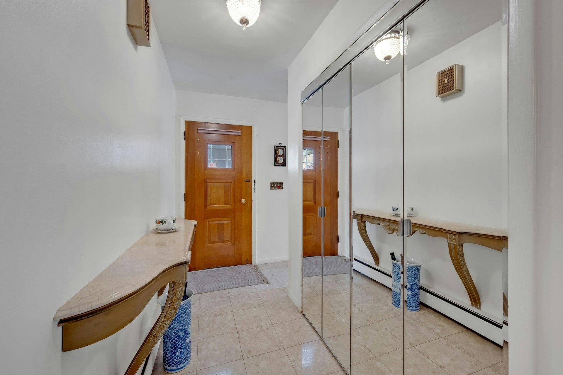572 Scarsdale Road, Tuckahoe, New York image 3