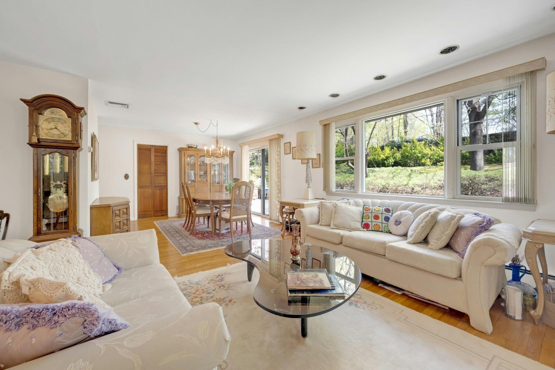 572 Scarsdale Road, Tuckahoe, New York image 6
