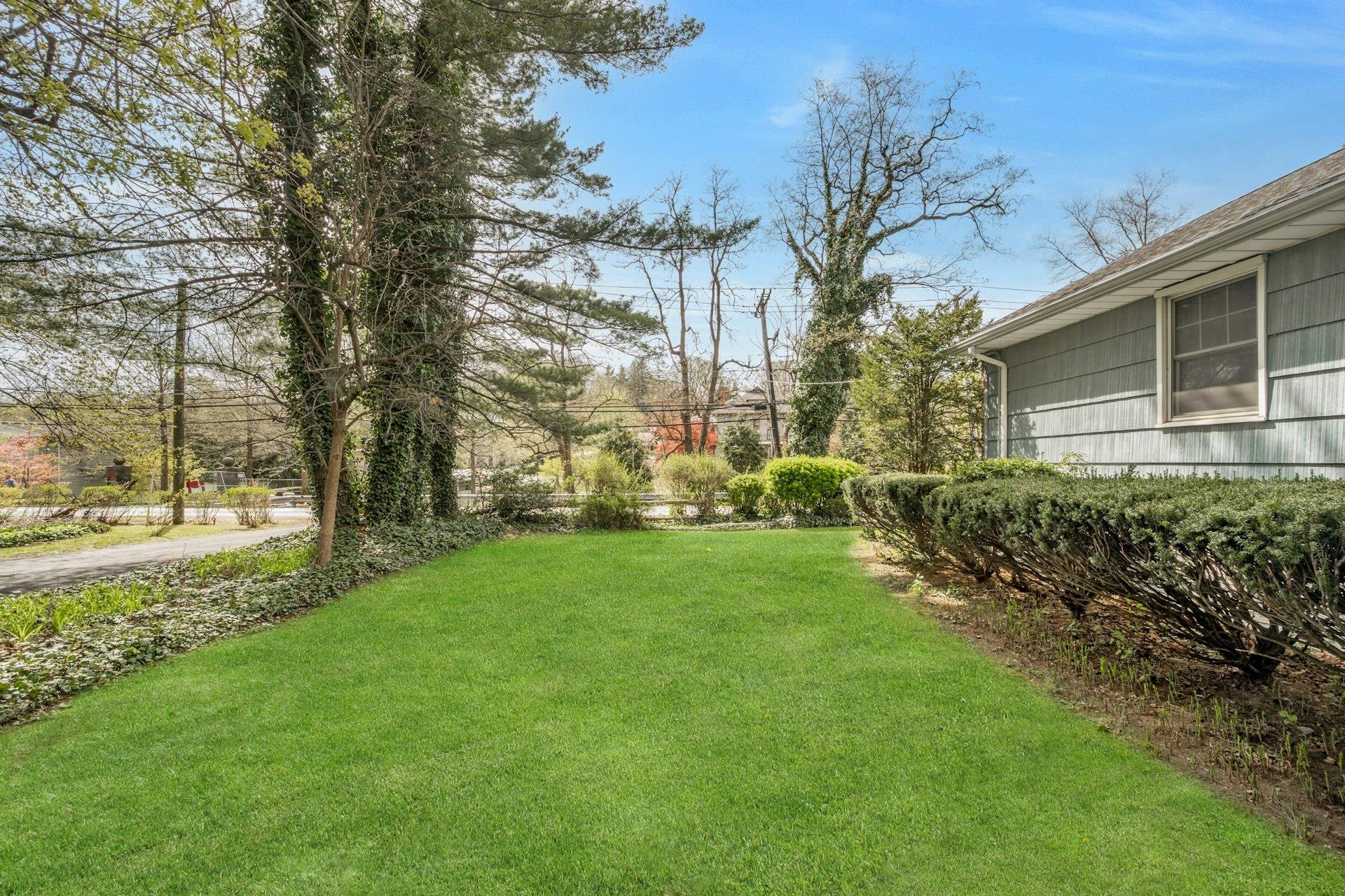 572 Scarsdale Road, Tuckahoe, New York image 31