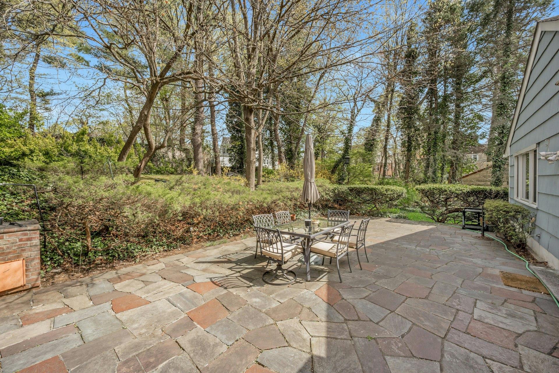 572 Scarsdale Road, Tuckahoe, New York image 27