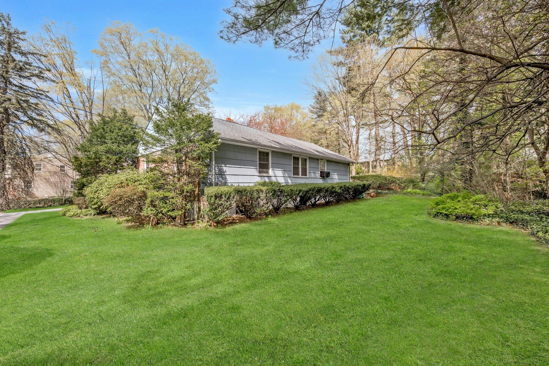 572 Scarsdale Road, Tuckahoe, New York image 29