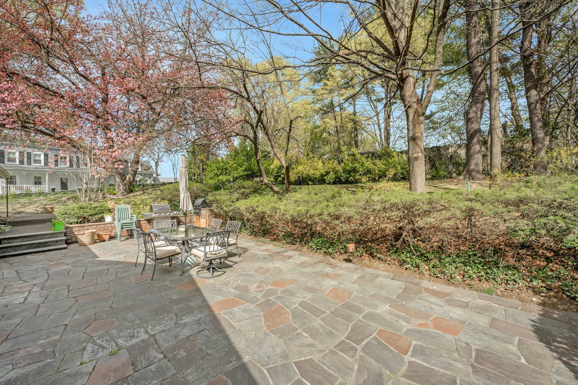 572 Scarsdale Road, Tuckahoe, New York image 28
