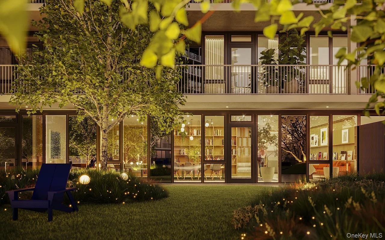 131-02A 40th Road 10F