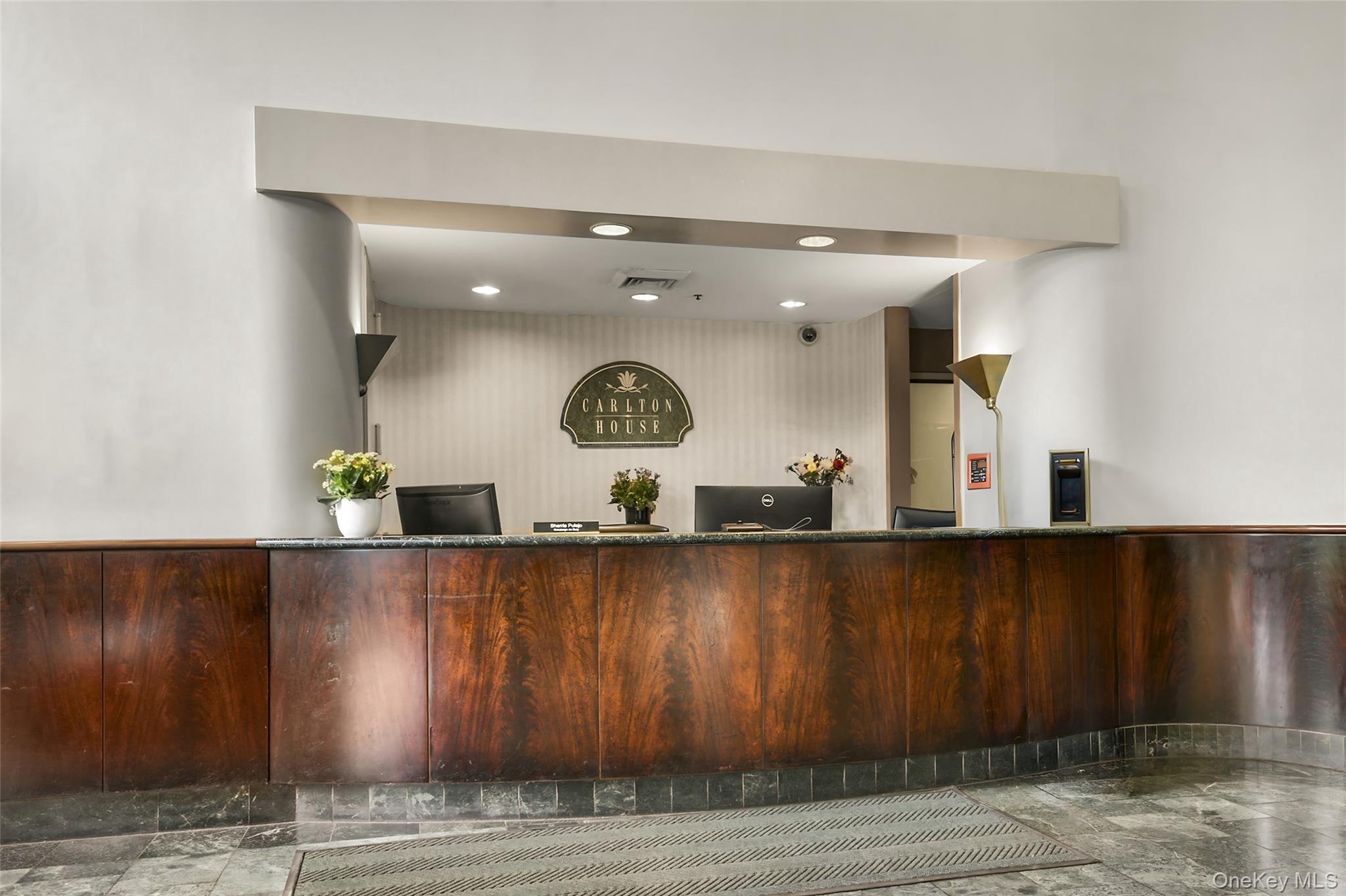 35 N Chatsworth Avenue 6C