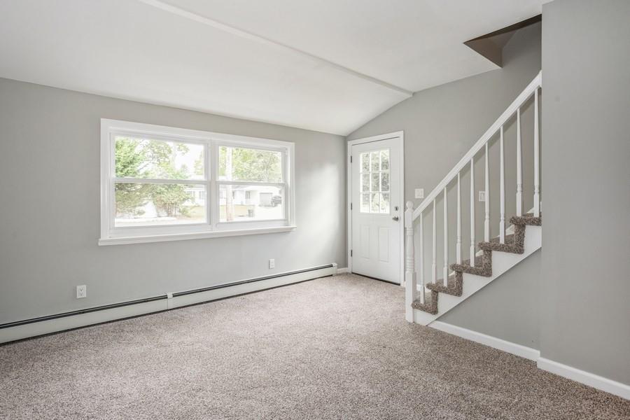8 Fleet Road, Shirley, New York image 2