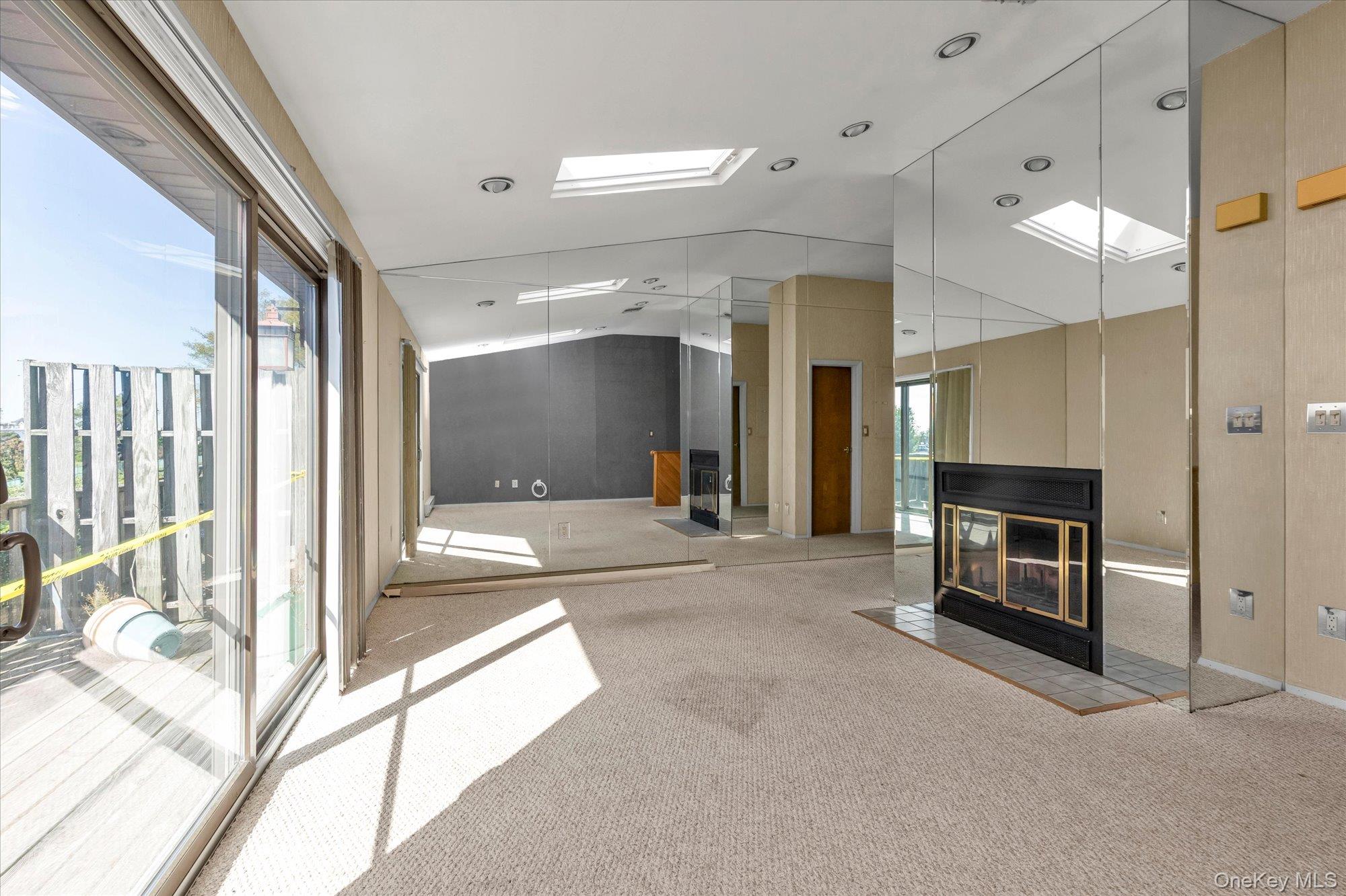 1 Anchorage 1208