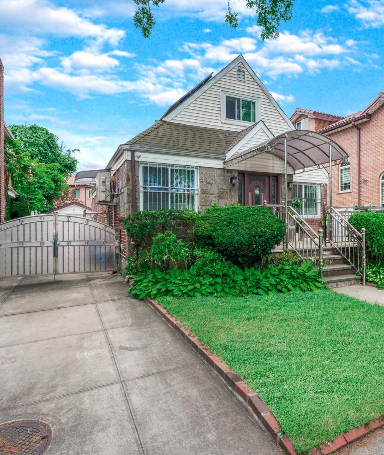 5640 Francis Lewis Boulevard