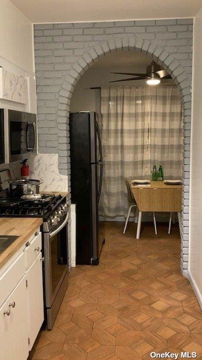 85-55 SW 66th Road, Rego Park, New York image 15