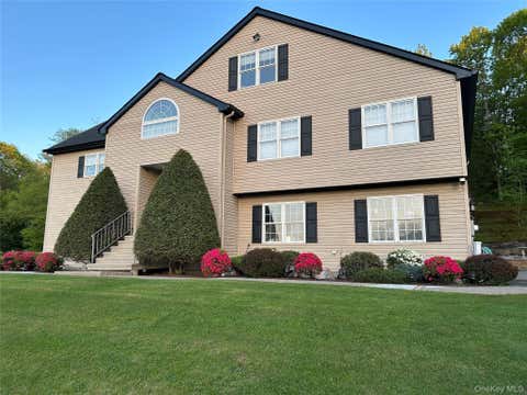 Homes For Sale - 21 Nicole Way<br/> Mahopac, NY 10541