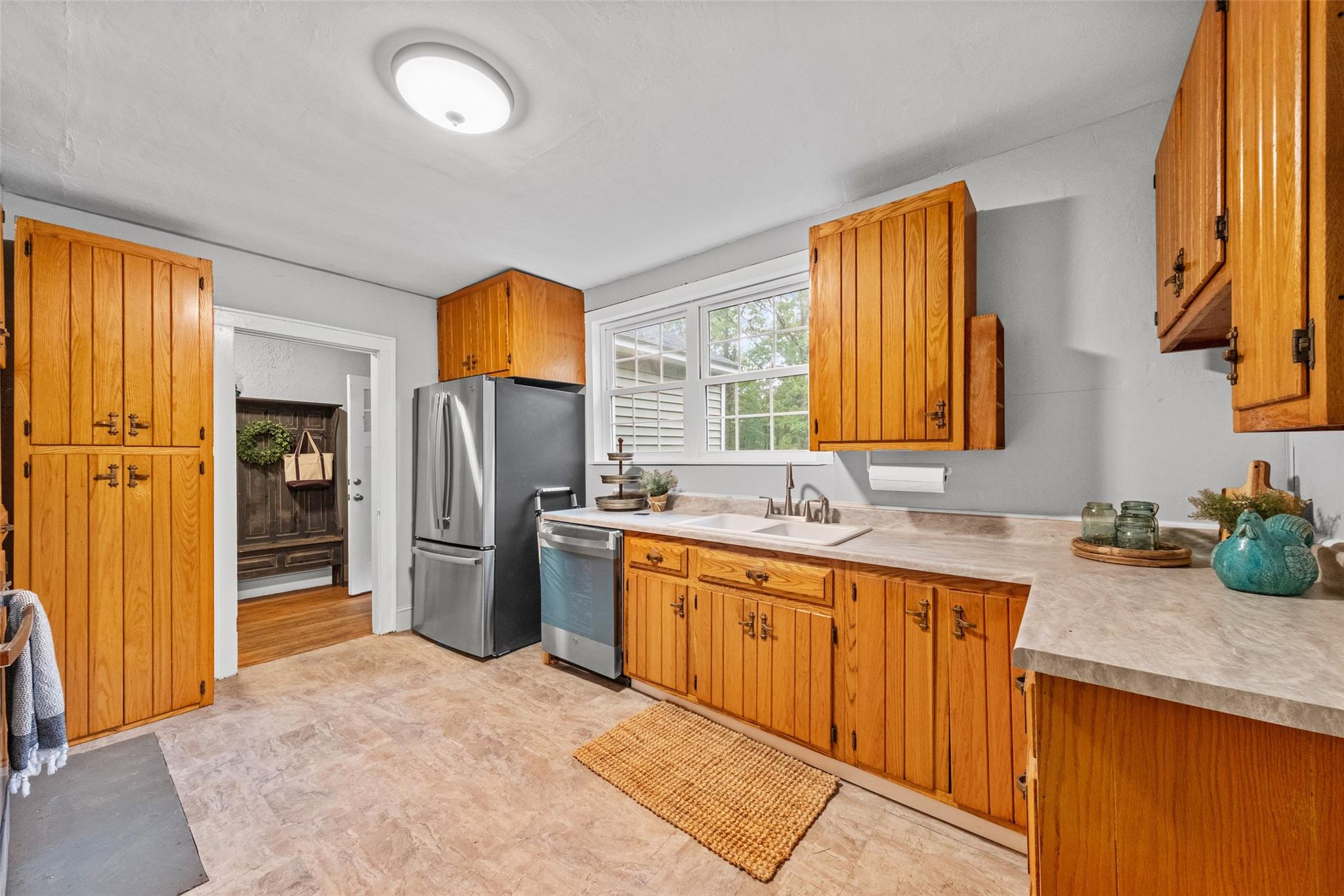 546 South Street, Highland, New York image 9