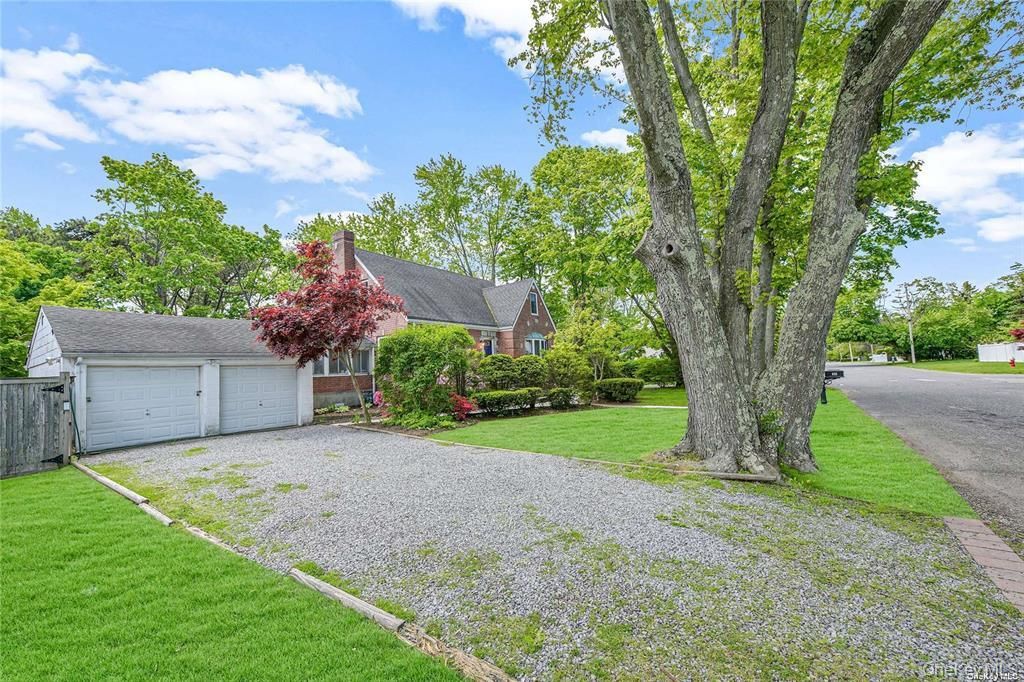 Photo of 30 McKinley Street, Brentwood, NY 11717 (MLS # 948874)