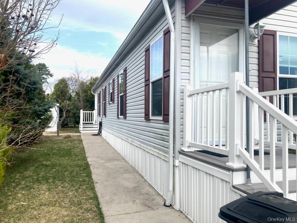 1661 Old Country Road 348