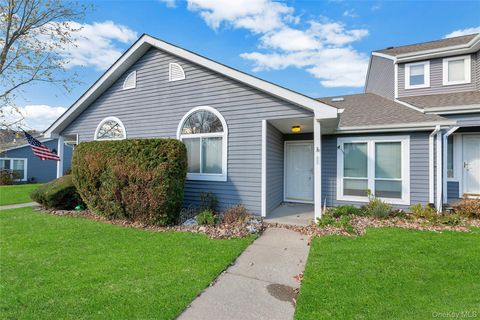 Photo of 825 Spring Lake Drive, Middle Island, NY 11953 (MLS # 934234)