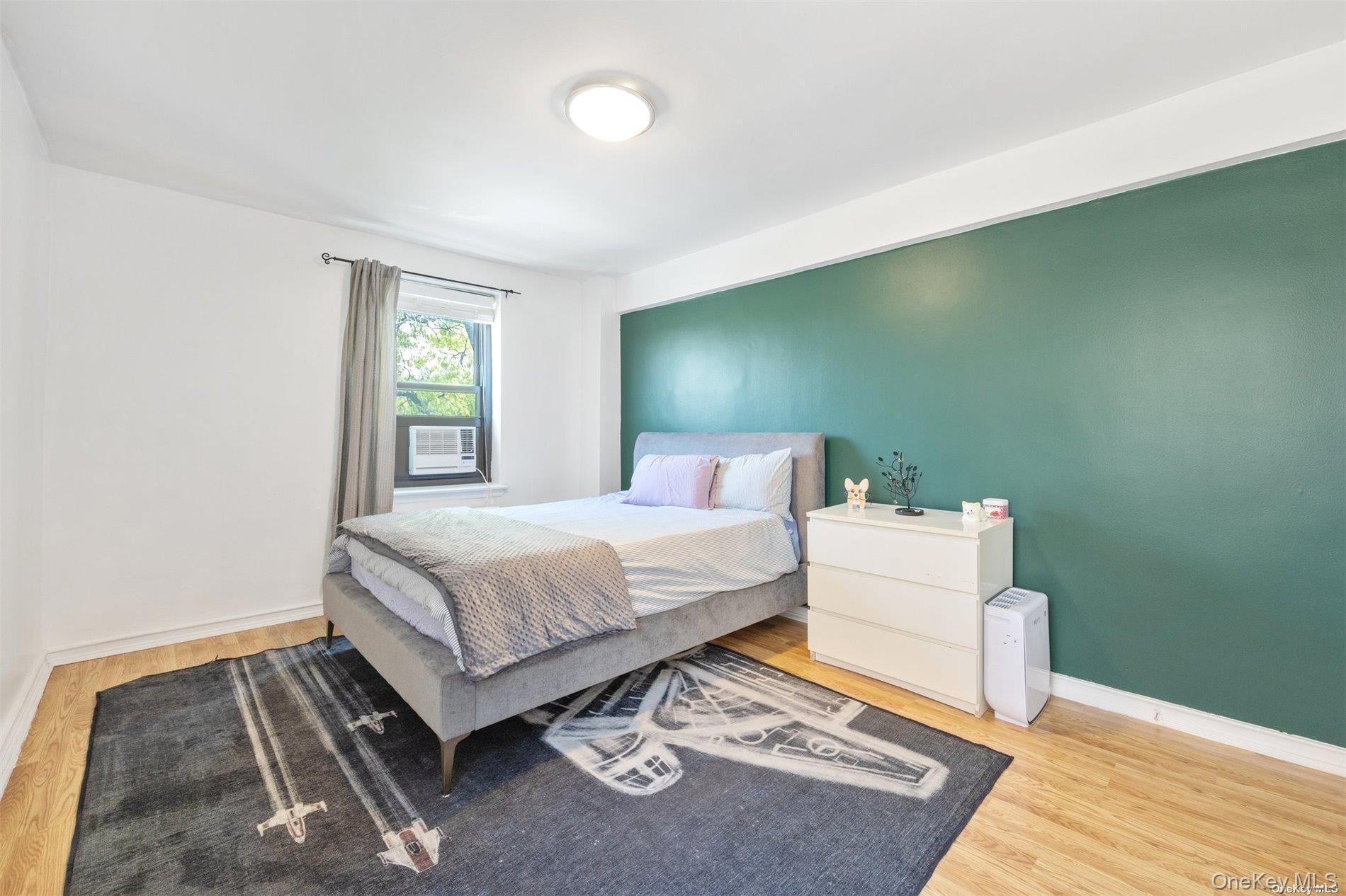 7520 Bell Boulevard 5A