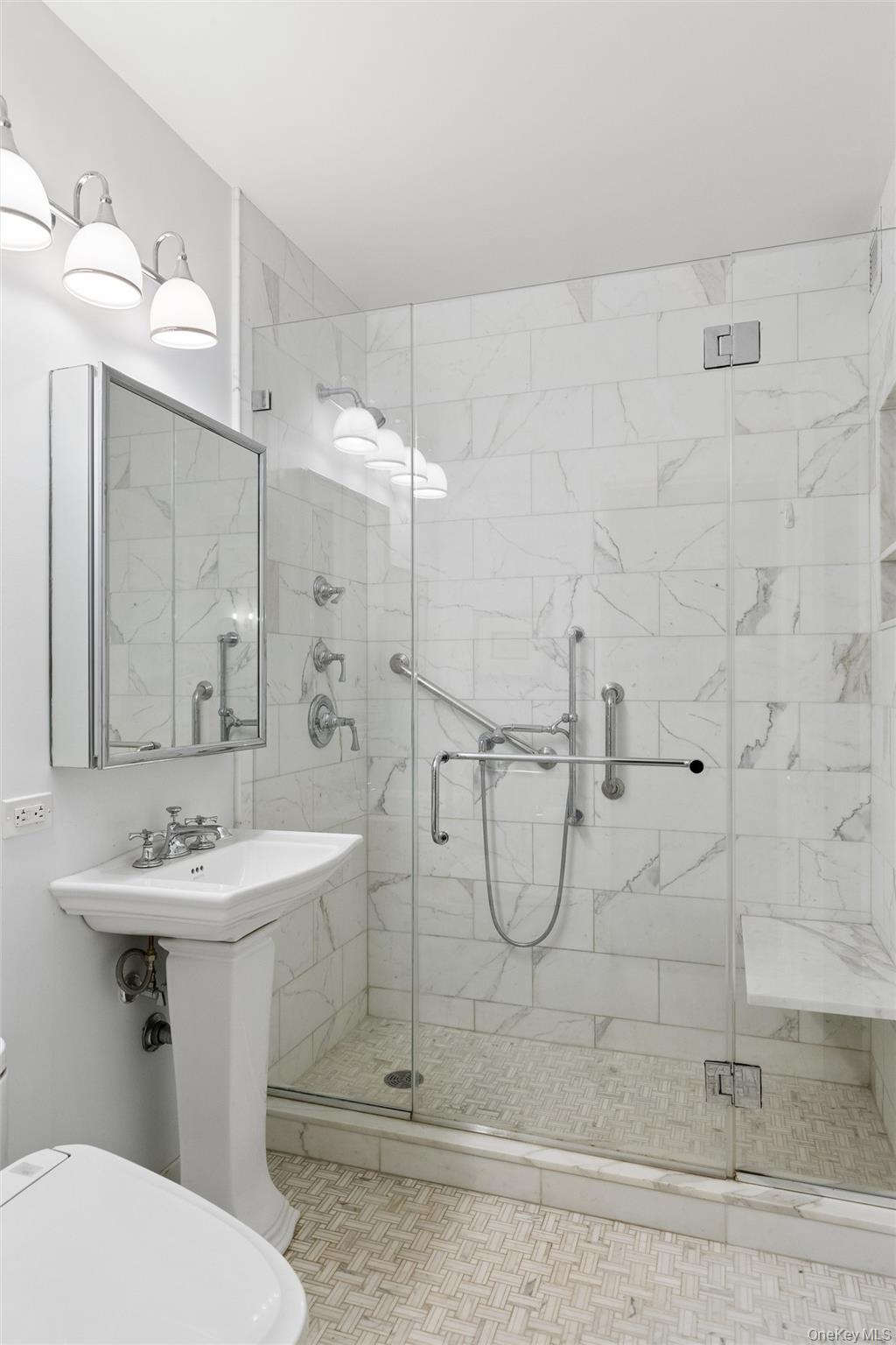 170 E 87th Street E5FG