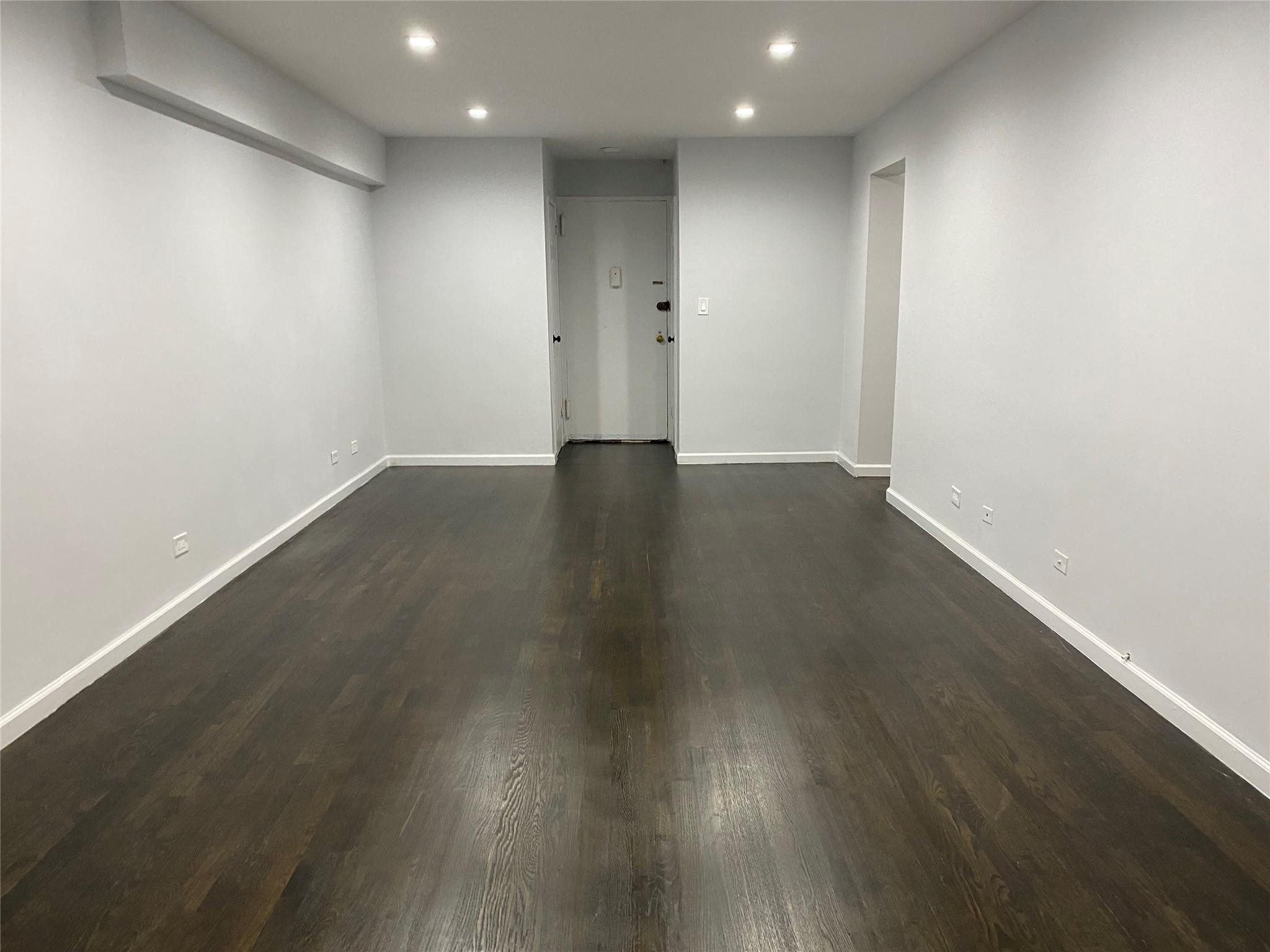 138-70 Elder Avenue #7H, Flushing, New York image 3