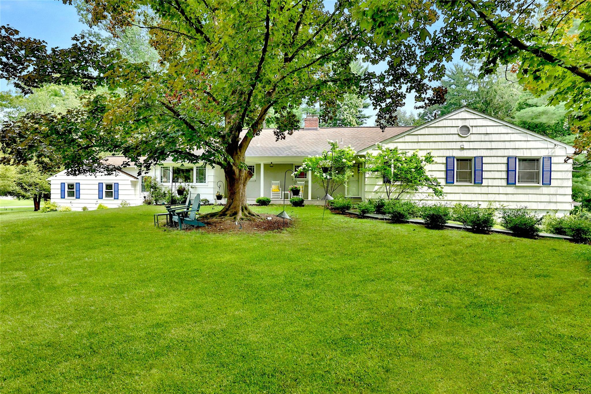 6 Noyes Road, Mount Kisco, New York image 2