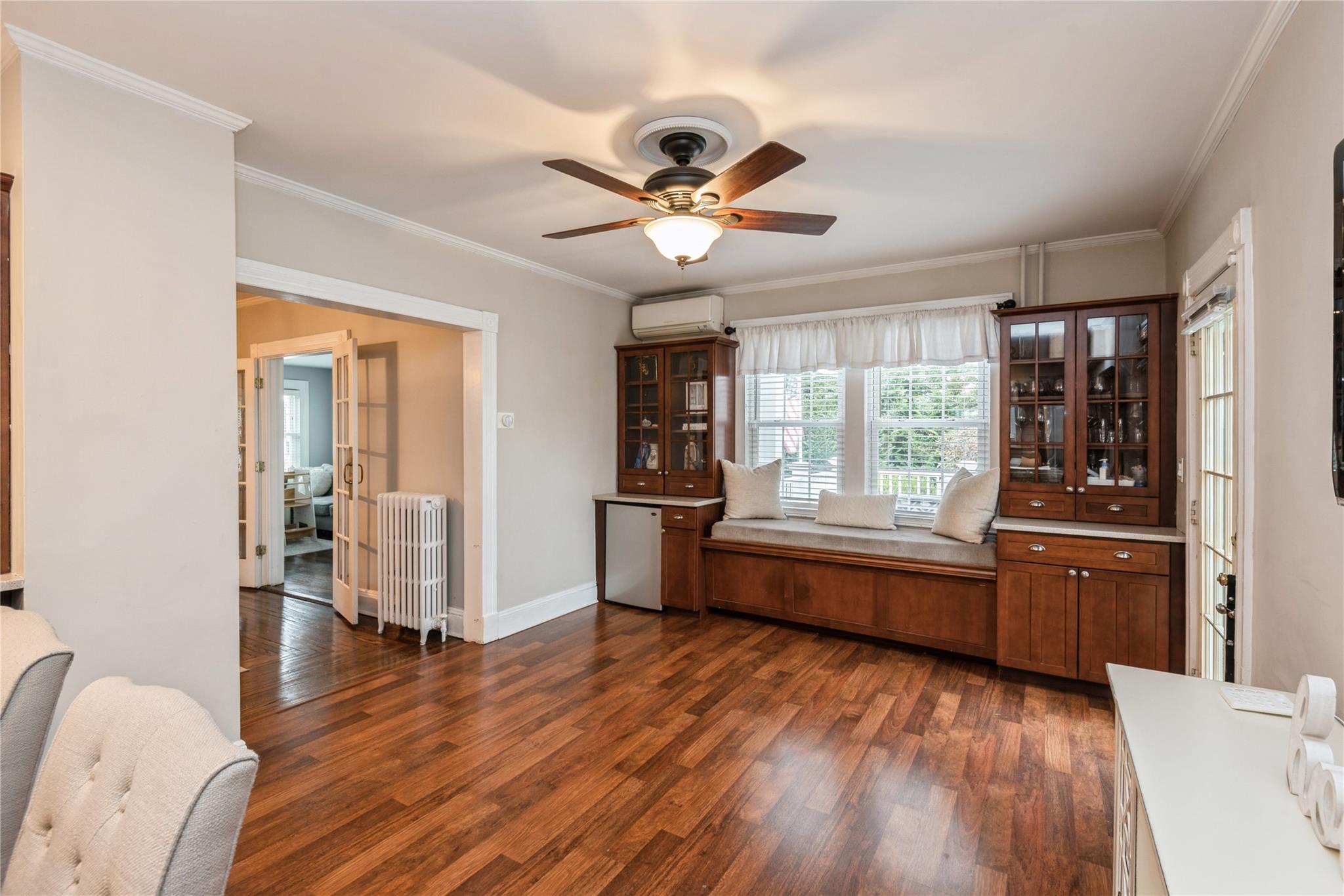 49 W Madison Street, East Islip, New York image 12