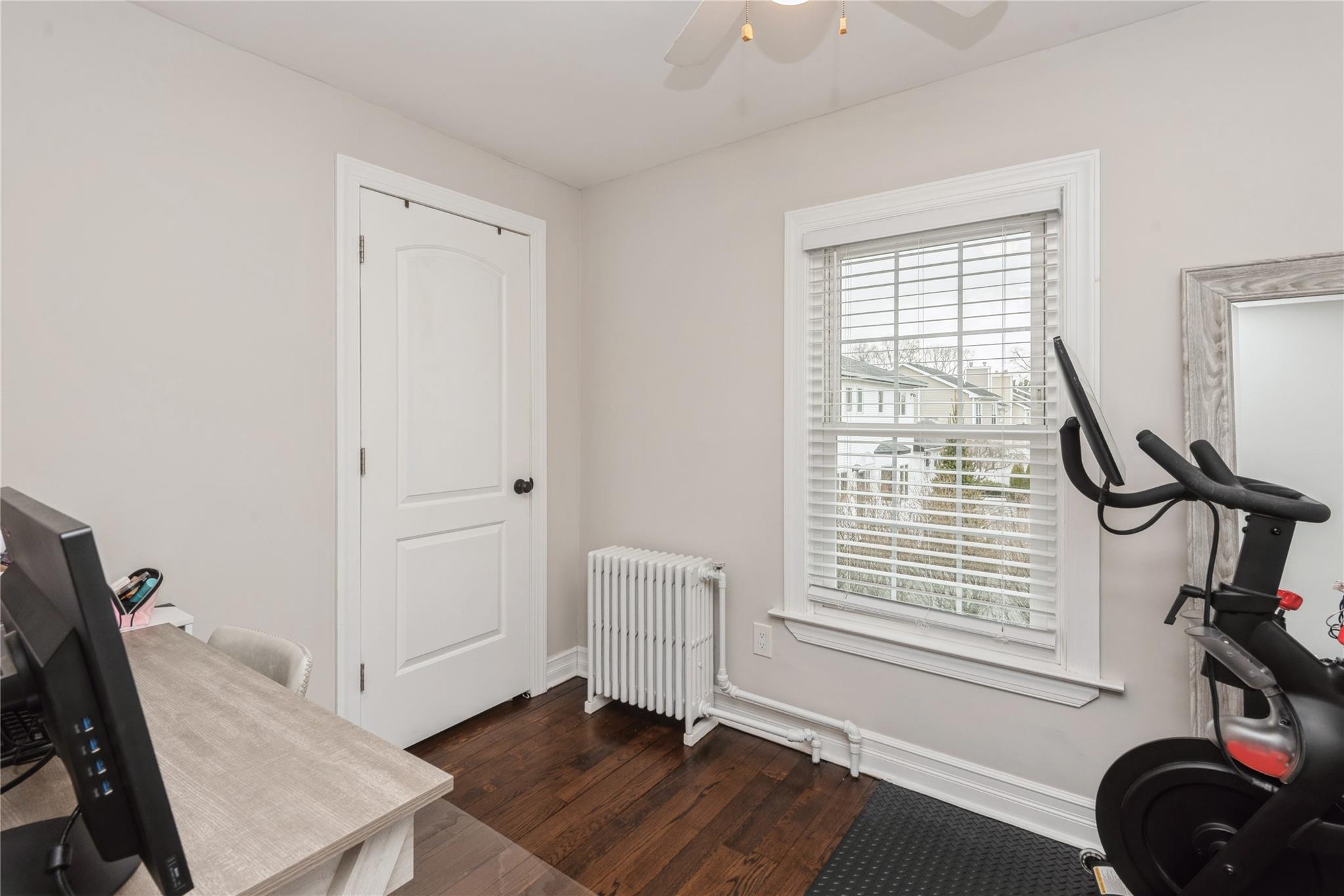49 W Madison Street, East Islip, New York image 20