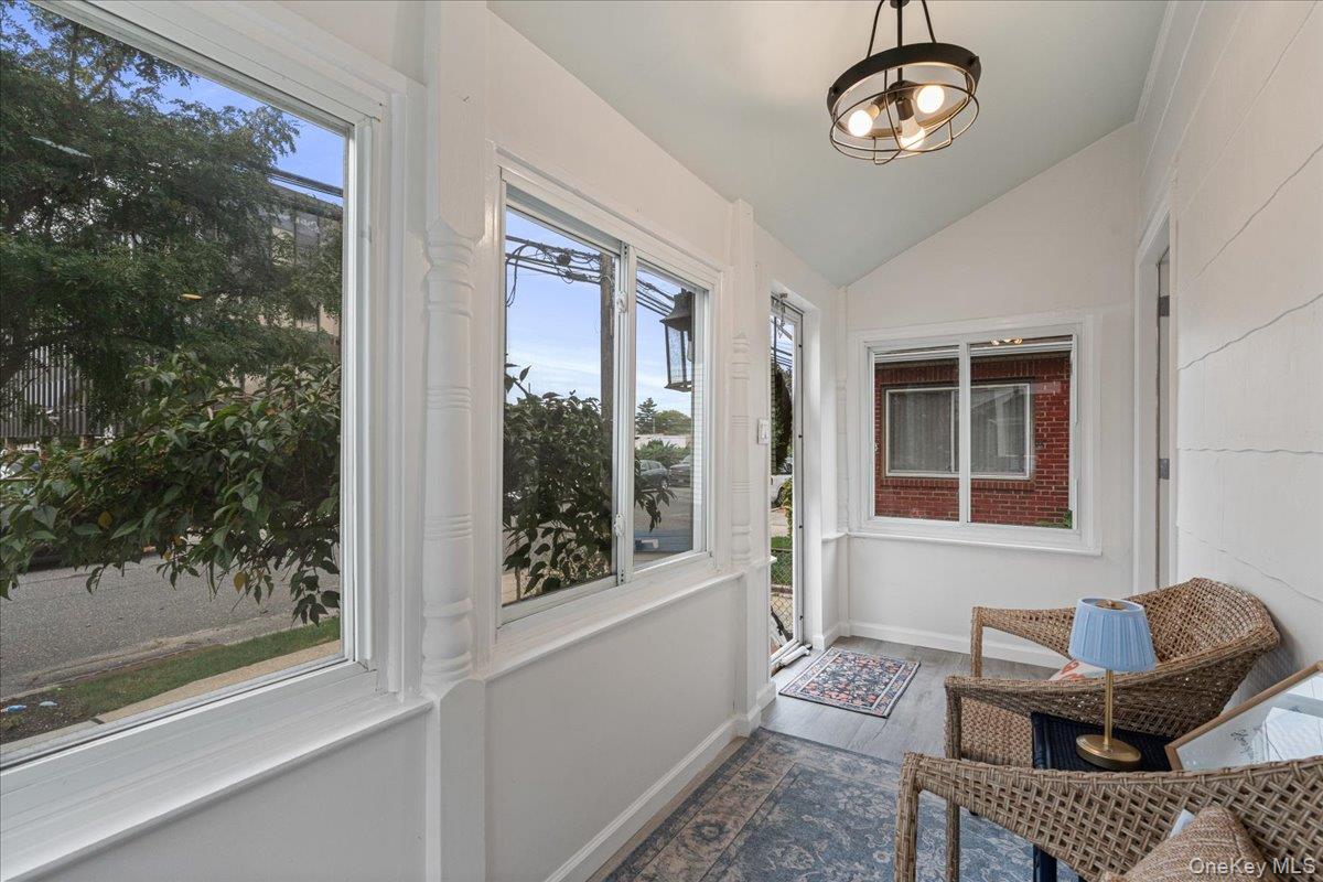 35 Saint Marks Avenue