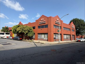 88-81 76th Avenue Glendale NY 11385