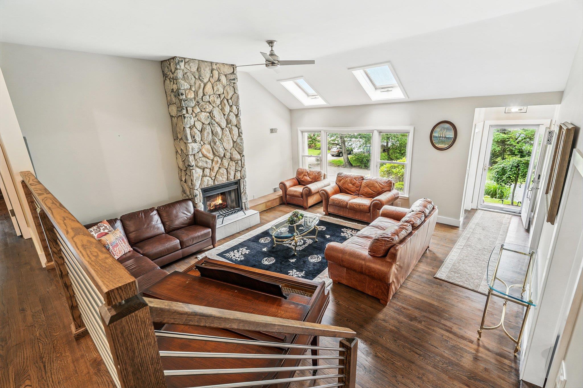 45 Rugby Road, New Rochelle, New York image 7