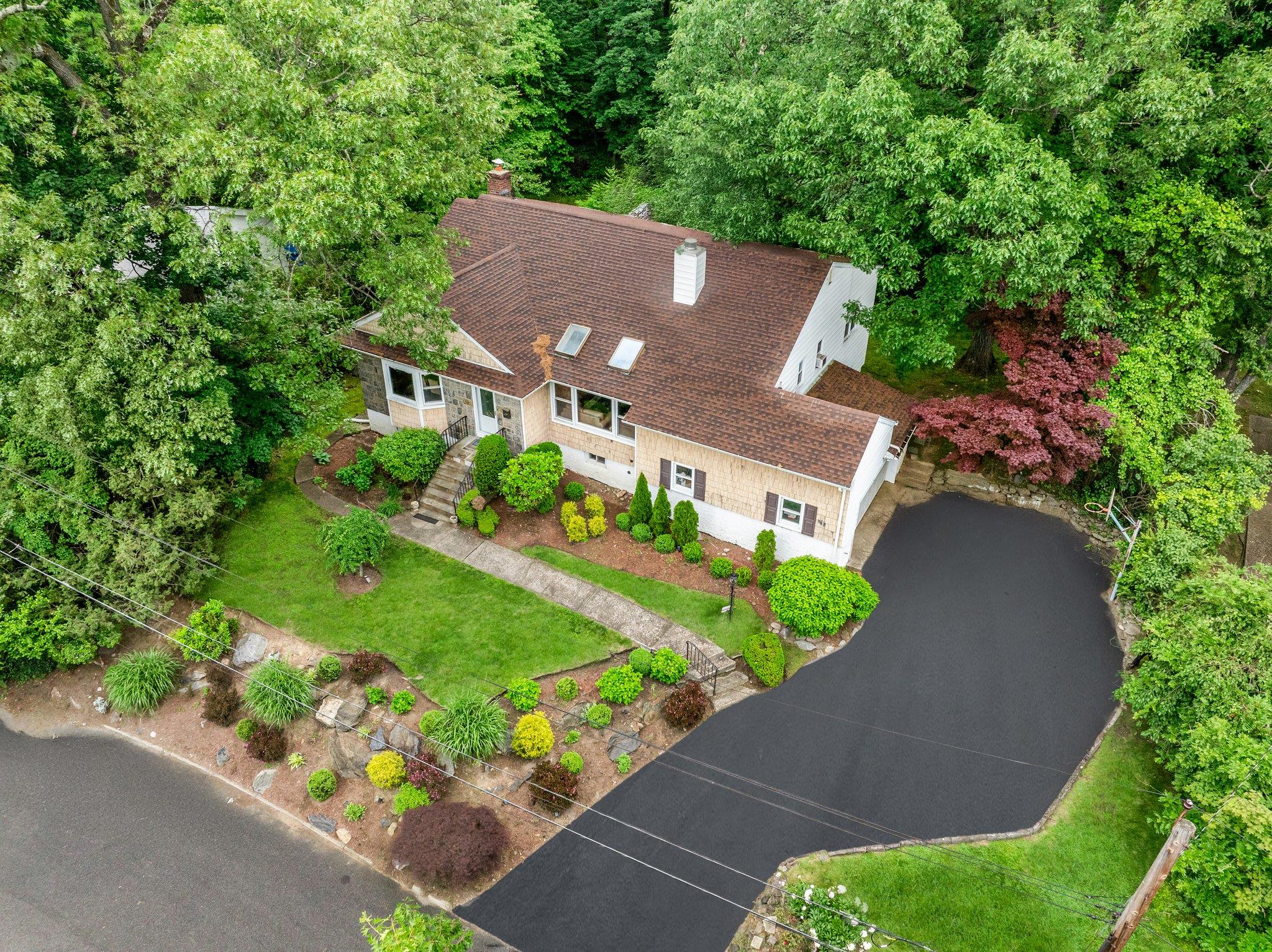 45 Rugby Road, New Rochelle, New York image 39