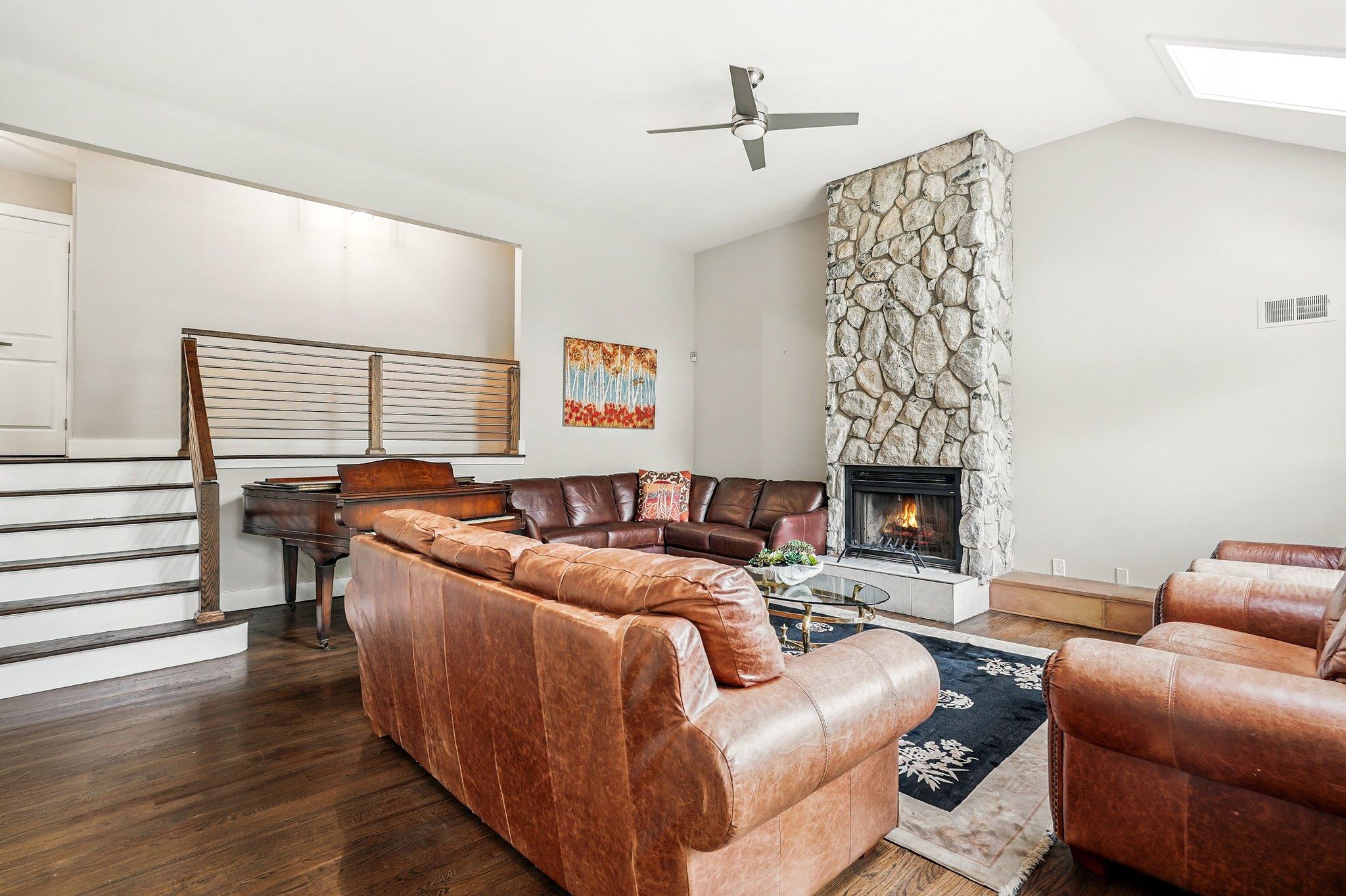 45 Rugby Road, New Rochelle, New York image 5