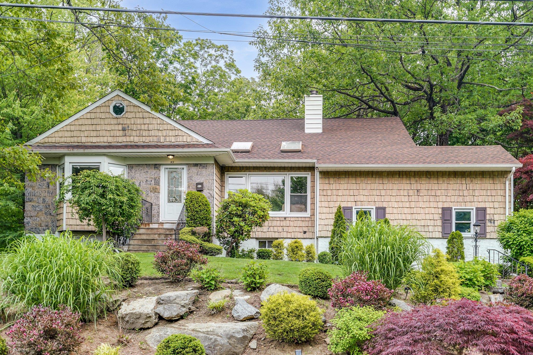 45 Rugby Road, New Rochelle, New York image 44