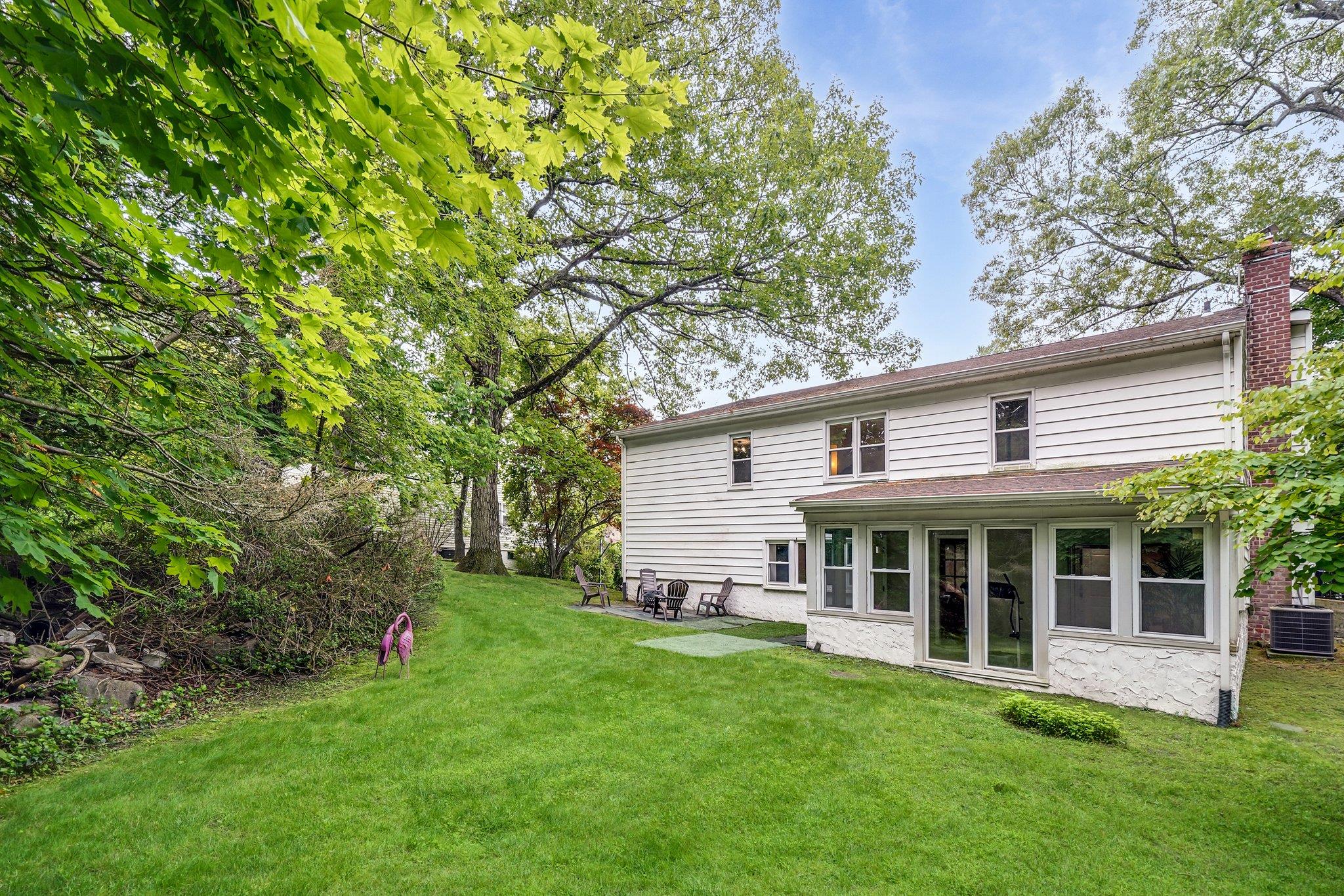 45 Rugby Road, New Rochelle, New York image 34