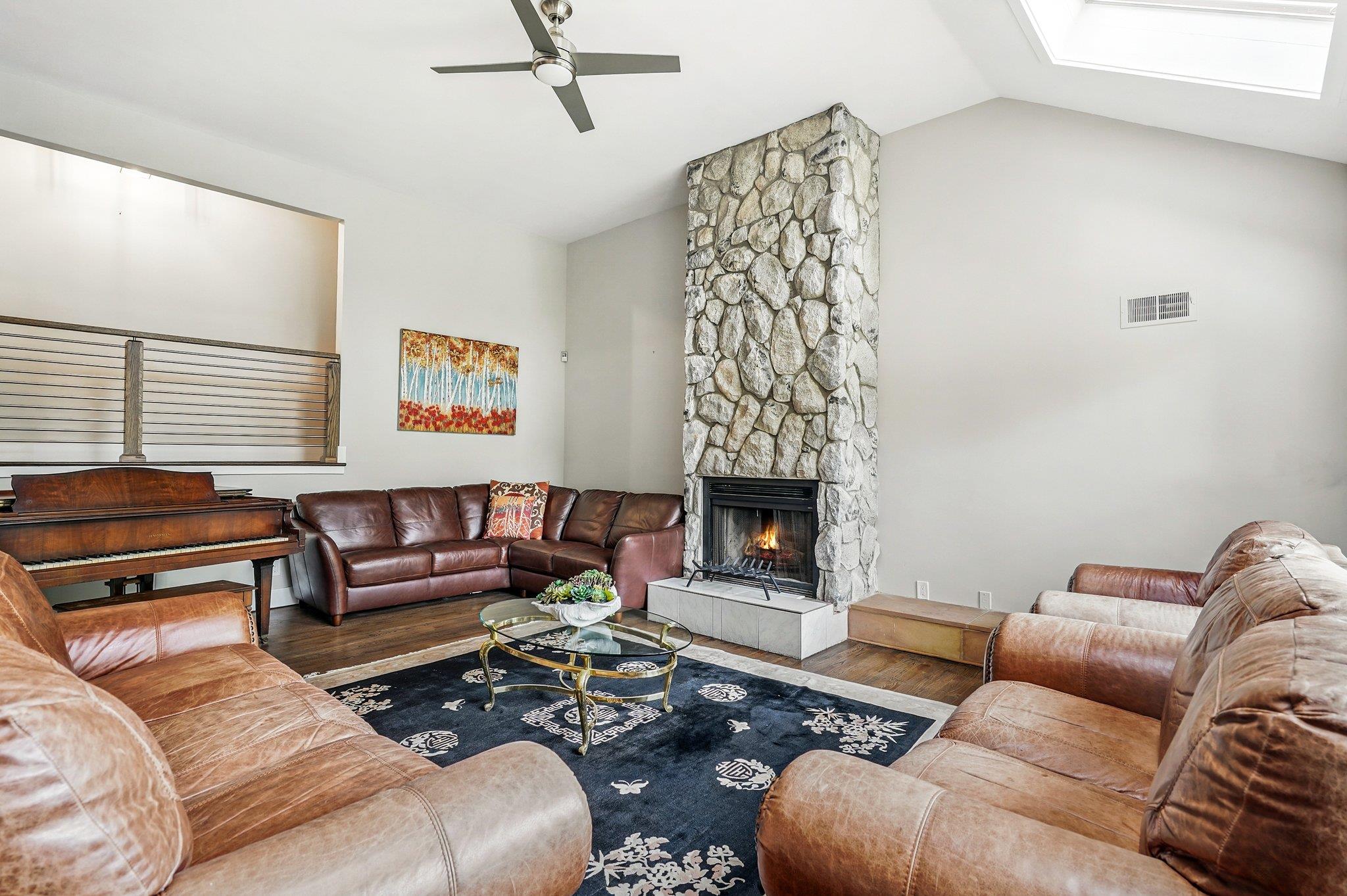 45 Rugby Road, New Rochelle, New York image 4