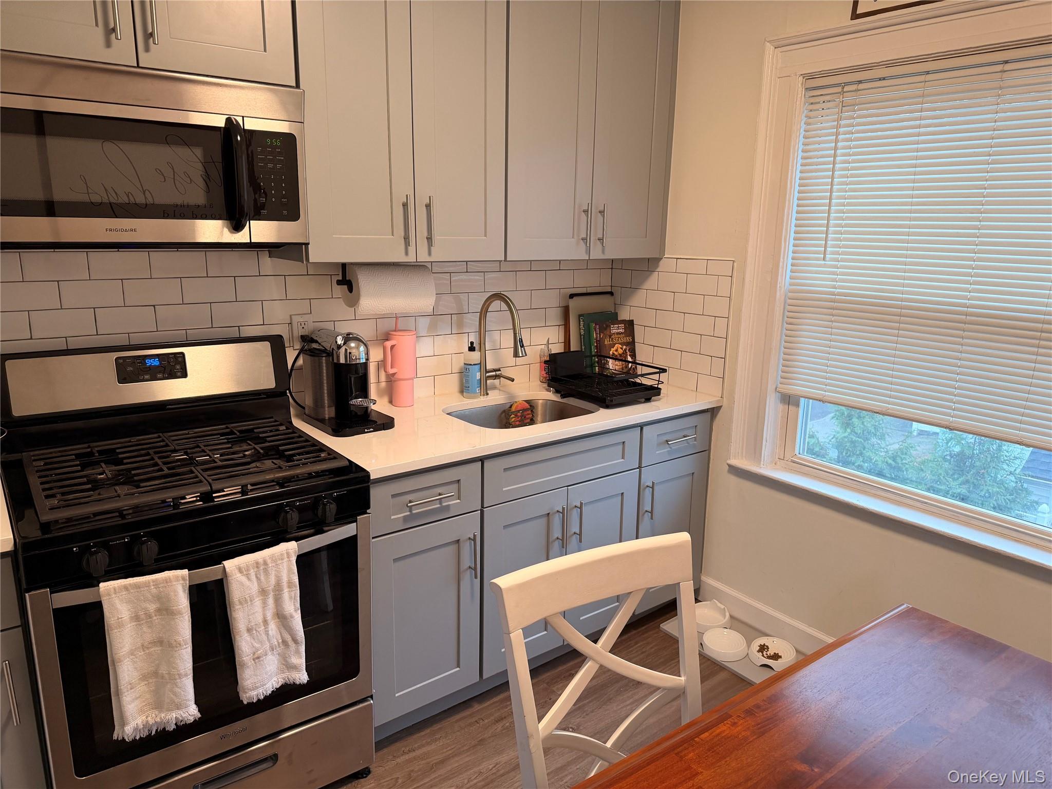 65 W Windsor Parkway