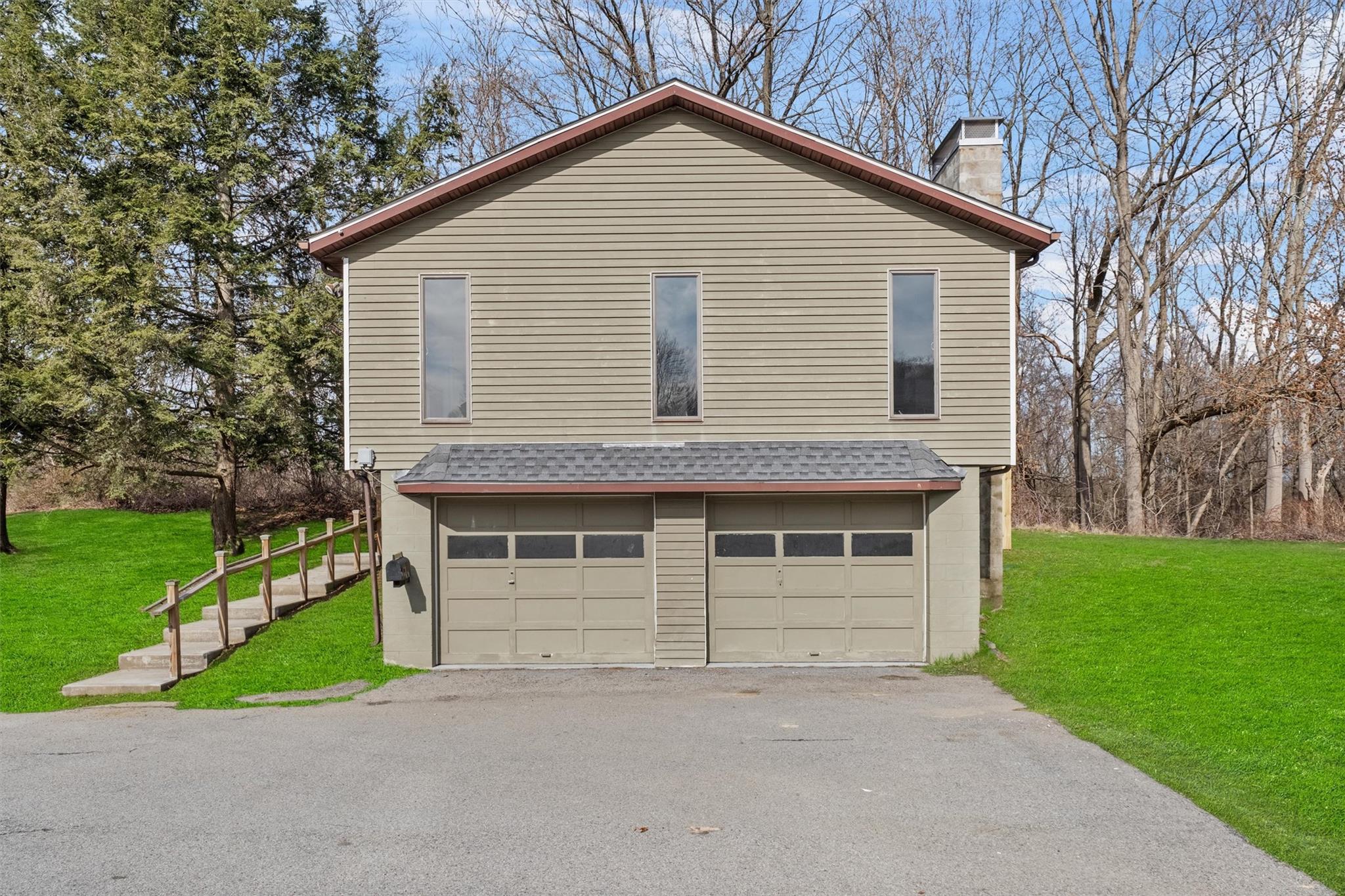 Rental Property at Willow Way 18, Rhinebeck, New York - Bedrooms: 1 
Bathrooms: 1 
Rooms: 4  - $2,400 MO.
