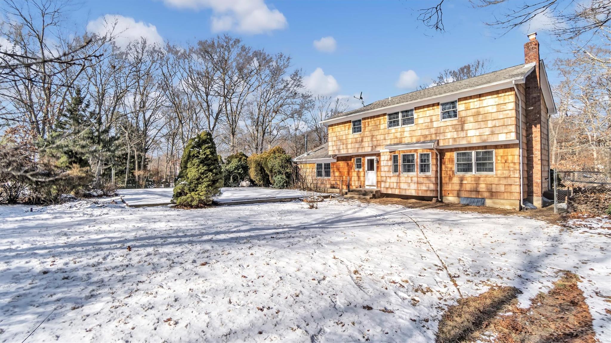 47A Old Squires Road, Hampton Bays, New York image 5