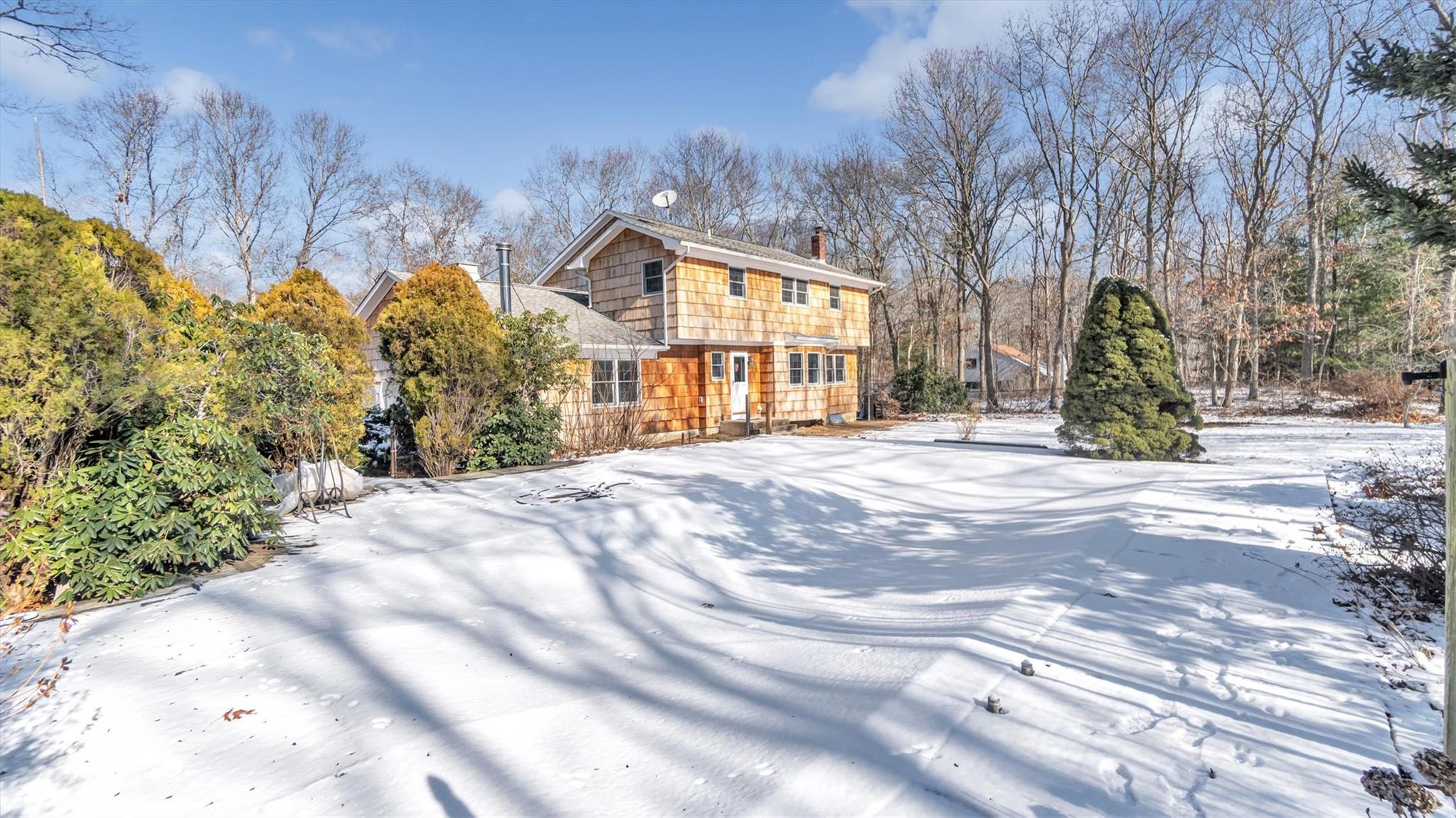 47A Old Squires Road, Hampton Bays, New York image 7