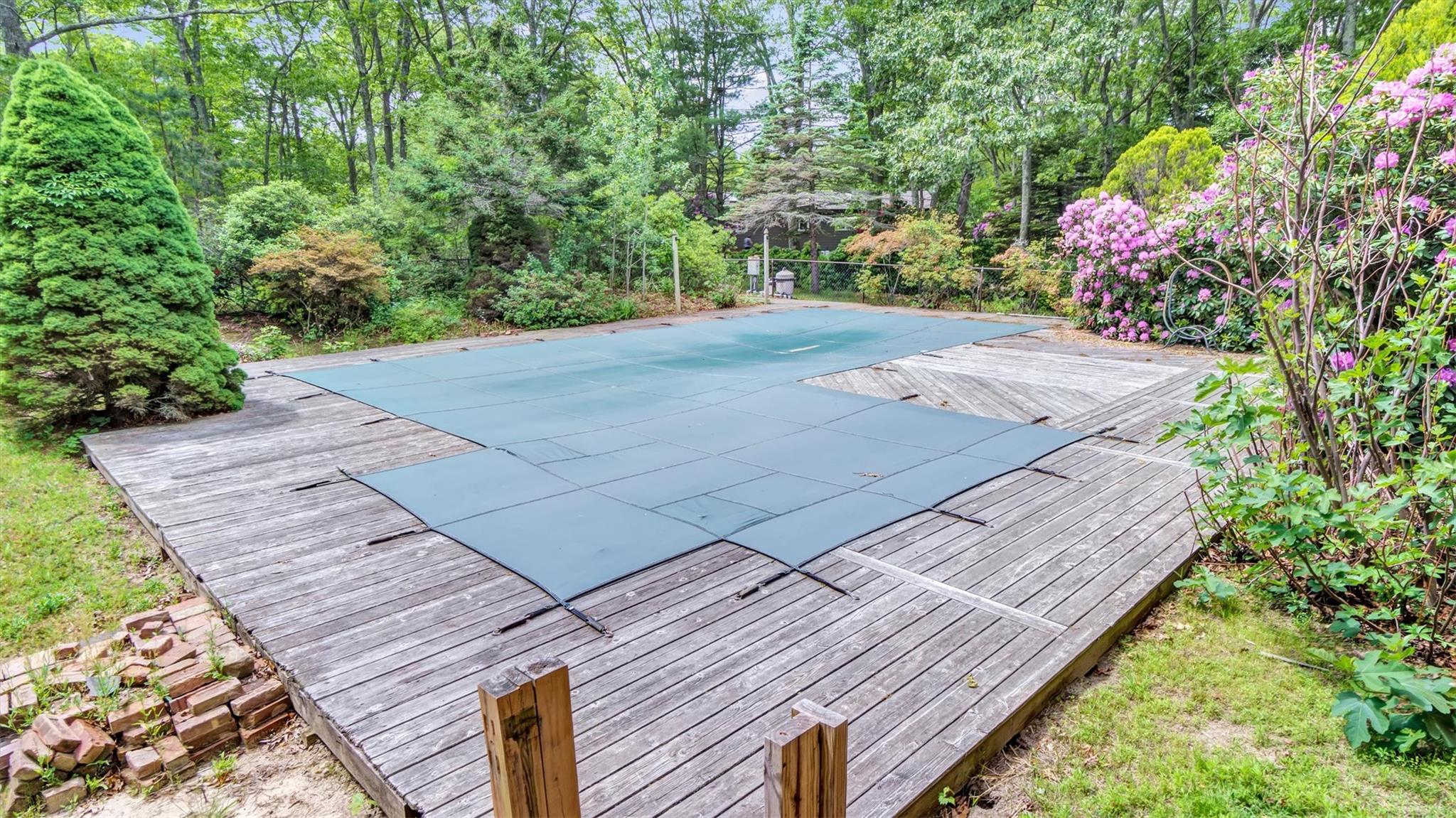 47A Old Squires Road, Hampton Bays, New York image 32