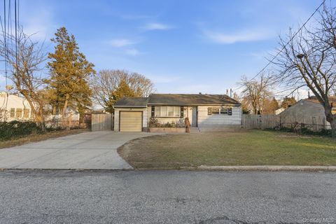 103 Timberline Drive, Brentwood, NY 11717 - MLS#: 940410