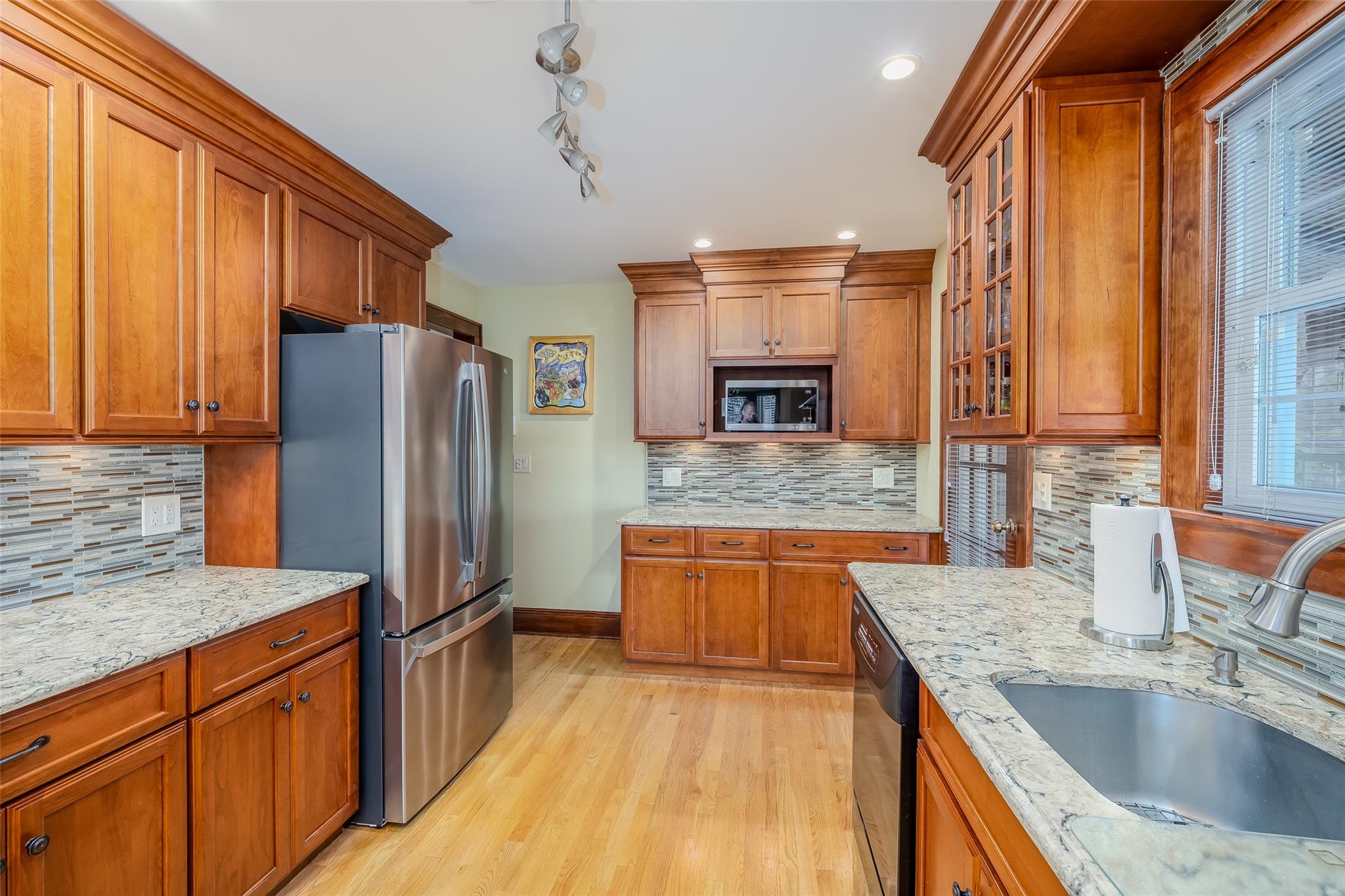 3355 Stratford Road, Wantagh, New York image 37