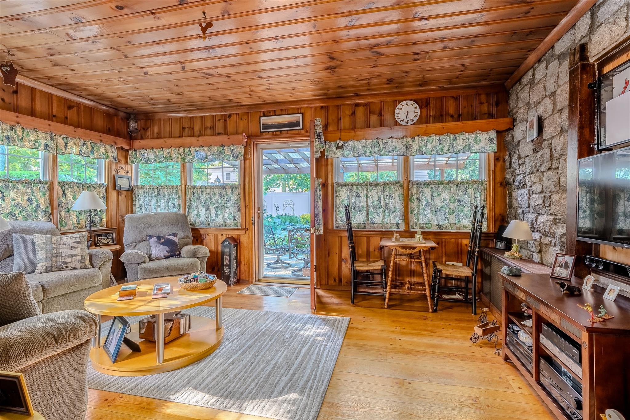 3355 Stratford Road, Wantagh, New York image 23
