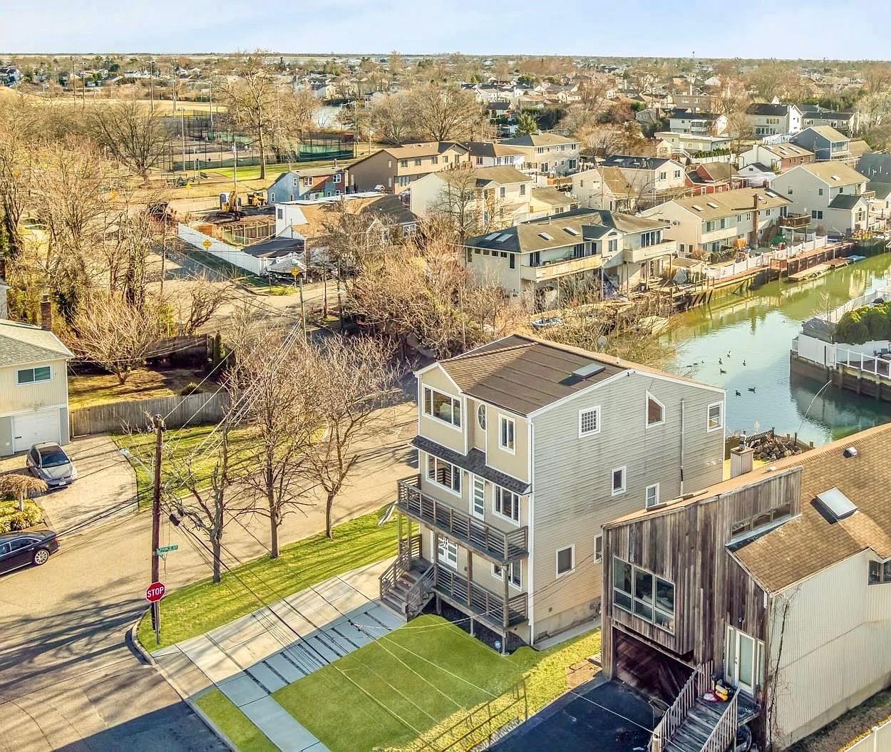 2510 Ocean Avenue, Bellmore, New York image 24