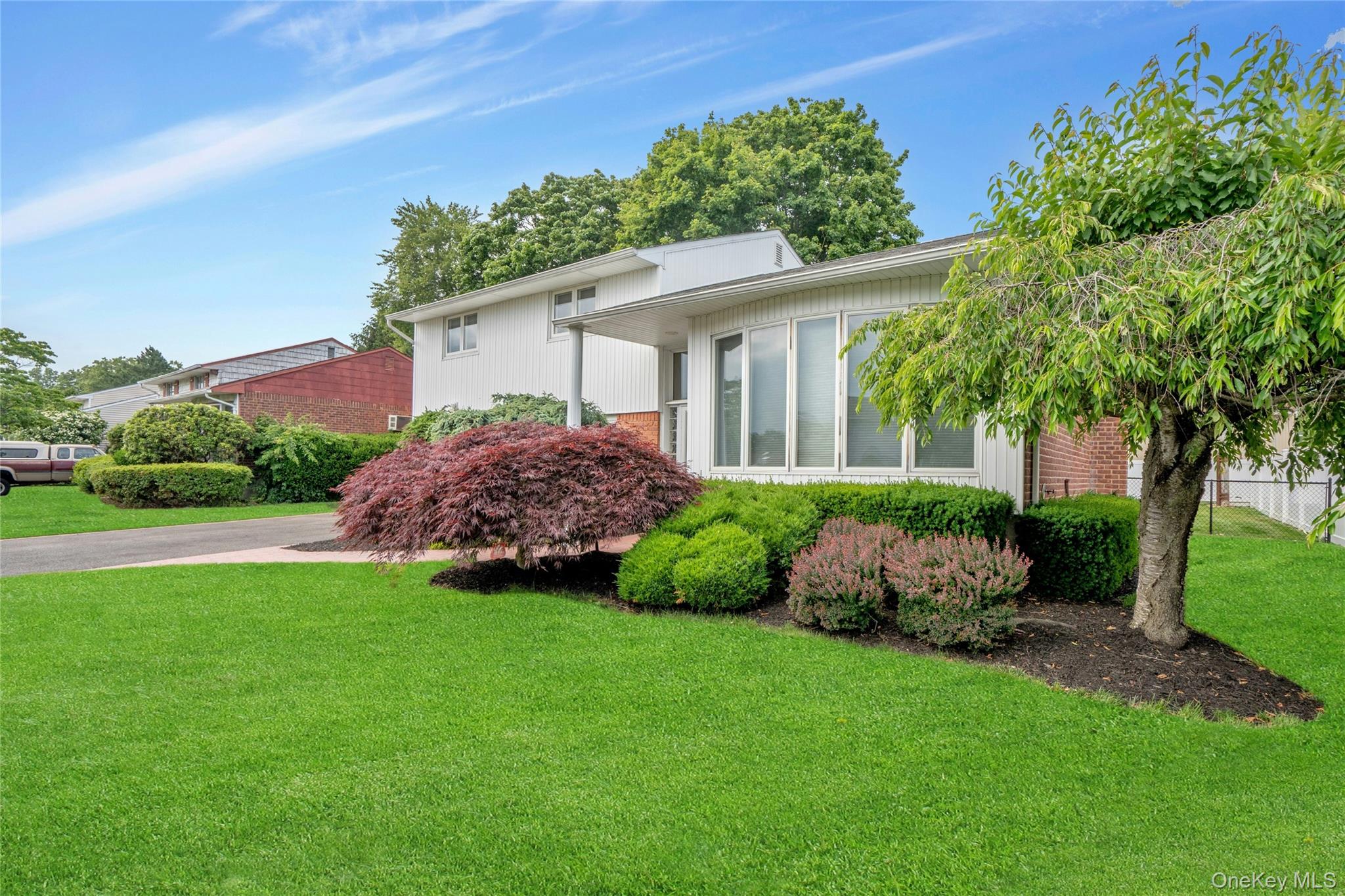 27 Coronet Lane