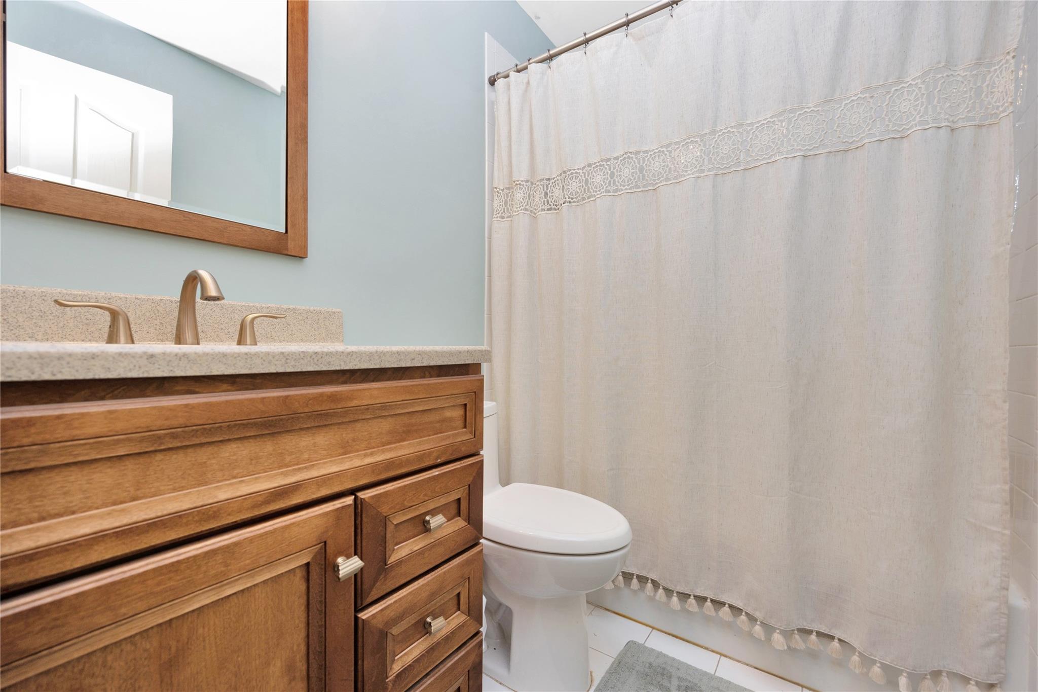 16 Norton Drive, East Northport, New York image 14