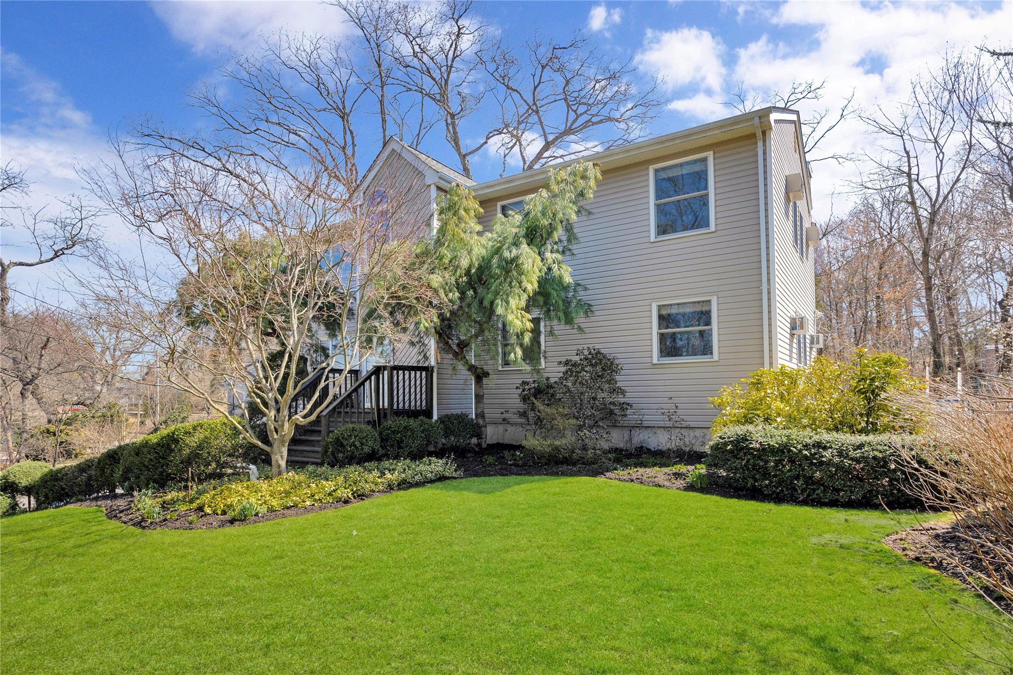 16 Norton Drive, East Northport, New York image 2