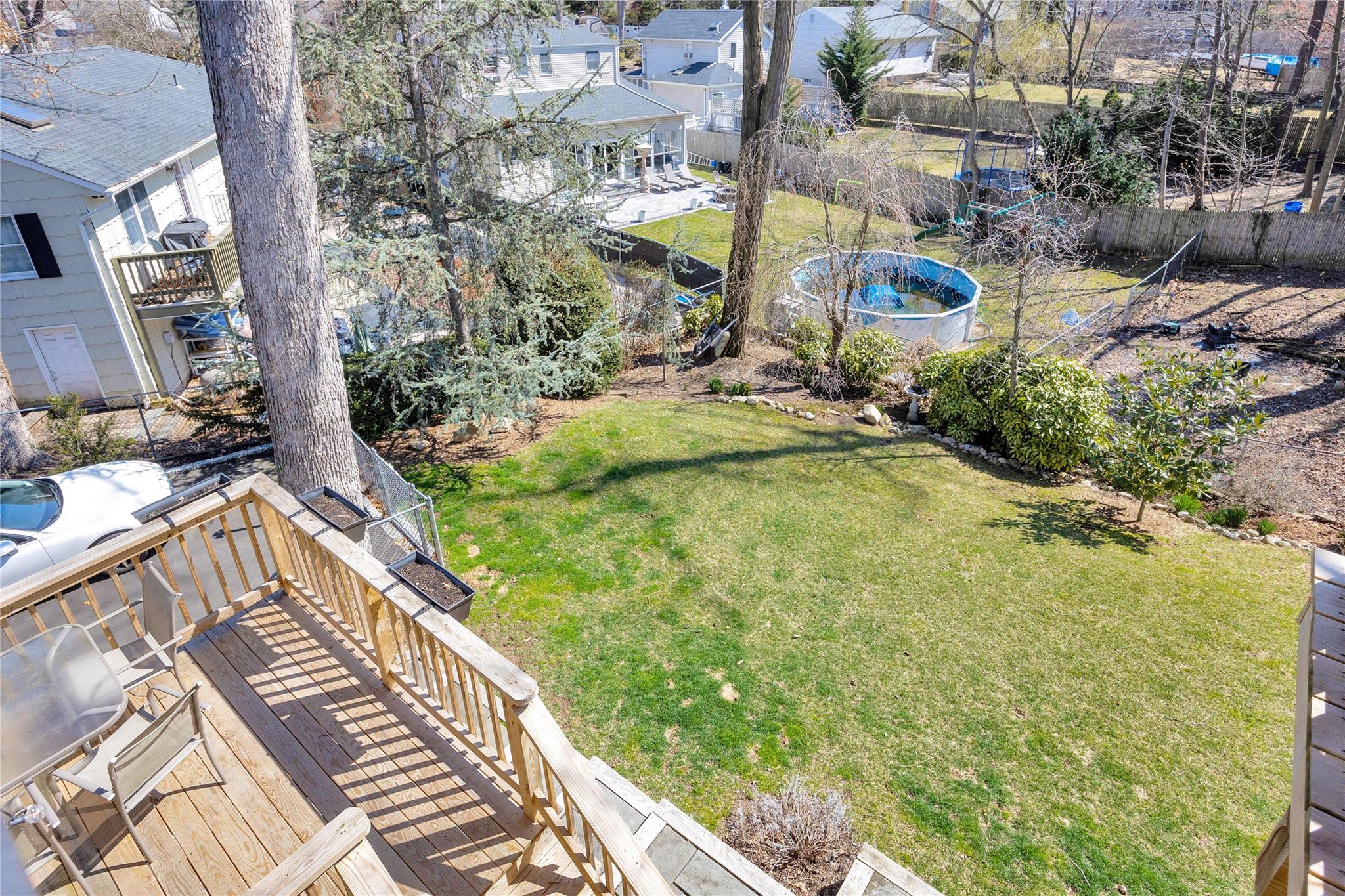 16 Norton Drive, East Northport, New York image 34