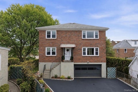 Multifamily For Sale - 115 Winfred Avenue<br/> Yonkers, NY 10704