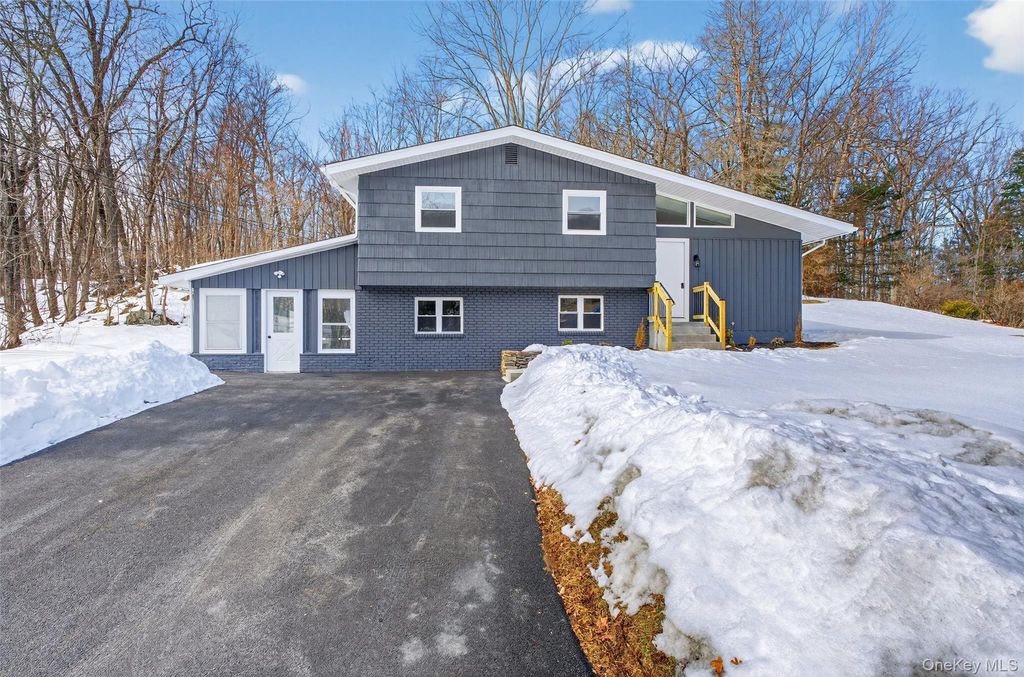 Photo of 74 Roosevelt Road, Hyde Park, NY 12538 (MLS # 967151)